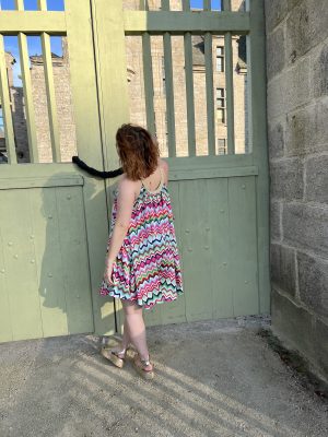 Robe courte à bretelles, Diva Multicolore – Image 2