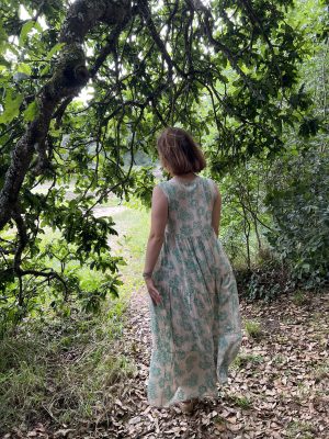 Robe longue, Béa à fleurs vertes – Image 2