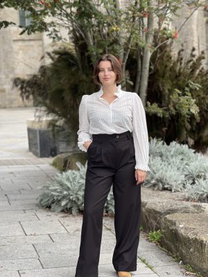 Pantalon ample noir, Clem