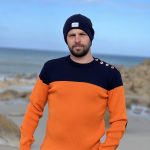 Pull marin bicolore bleu marine et orange